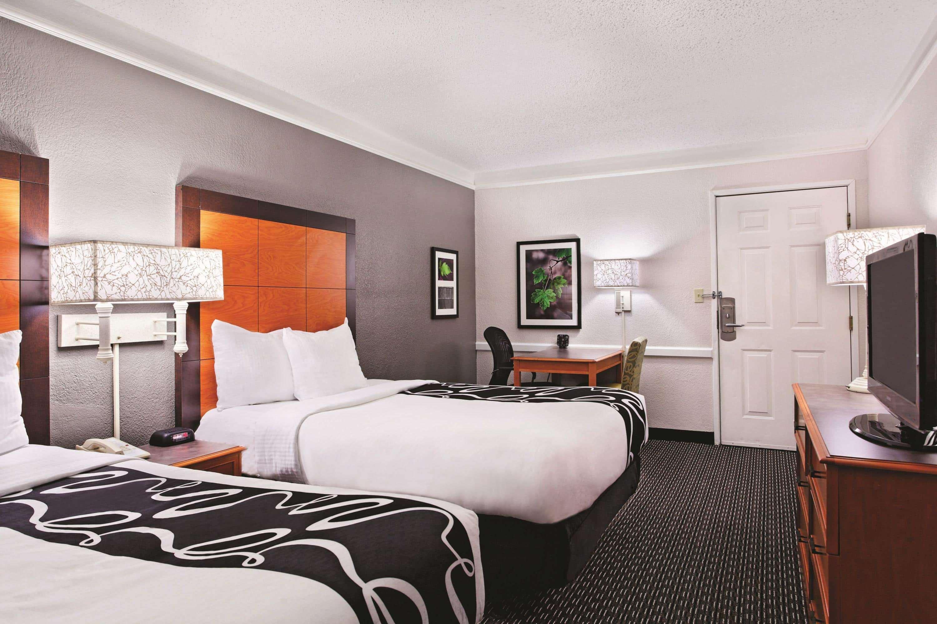 La Quinta Inn By Wyndham Champaign Ngoại thất bức ảnh