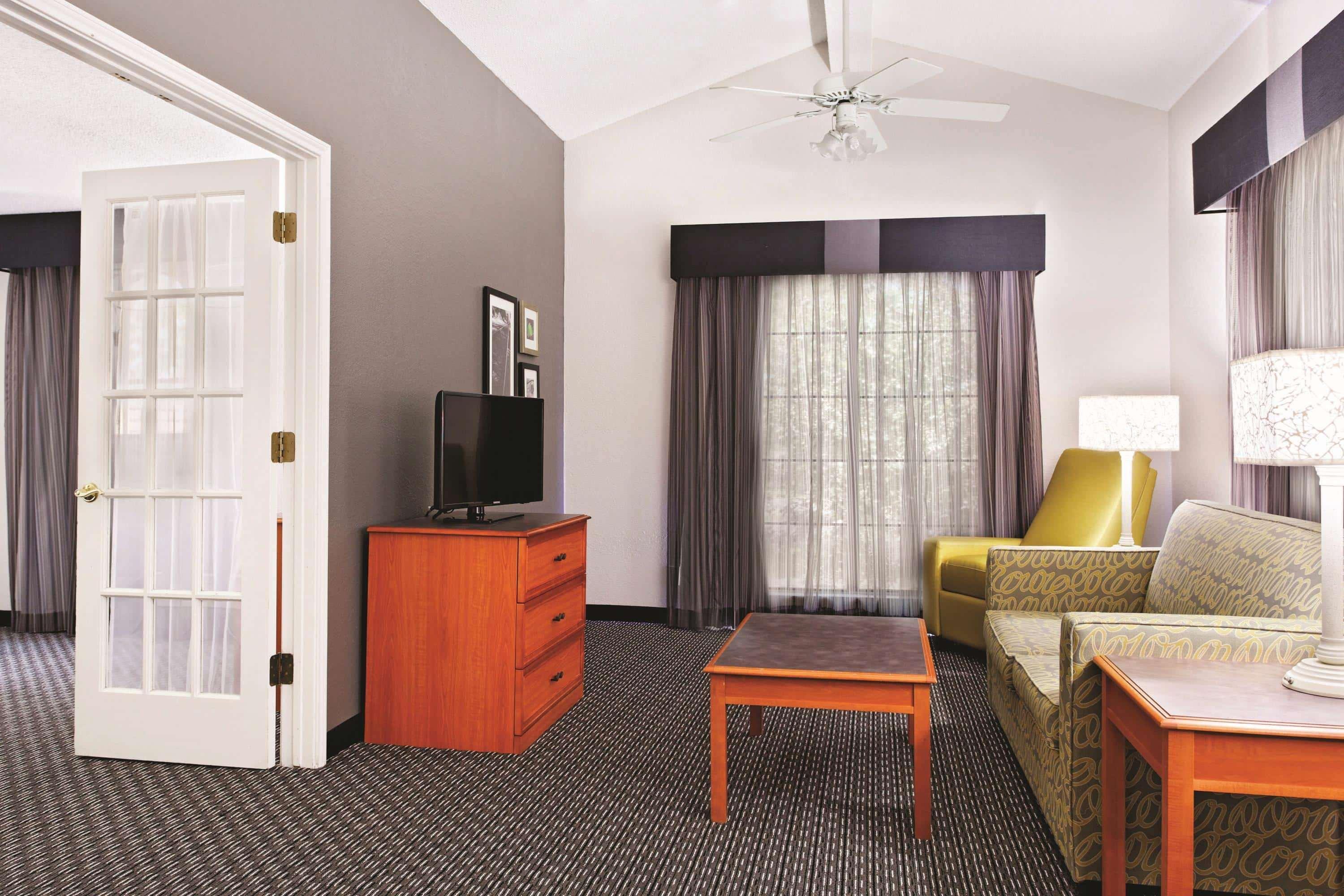 La Quinta Inn By Wyndham Champaign Ngoại thất bức ảnh