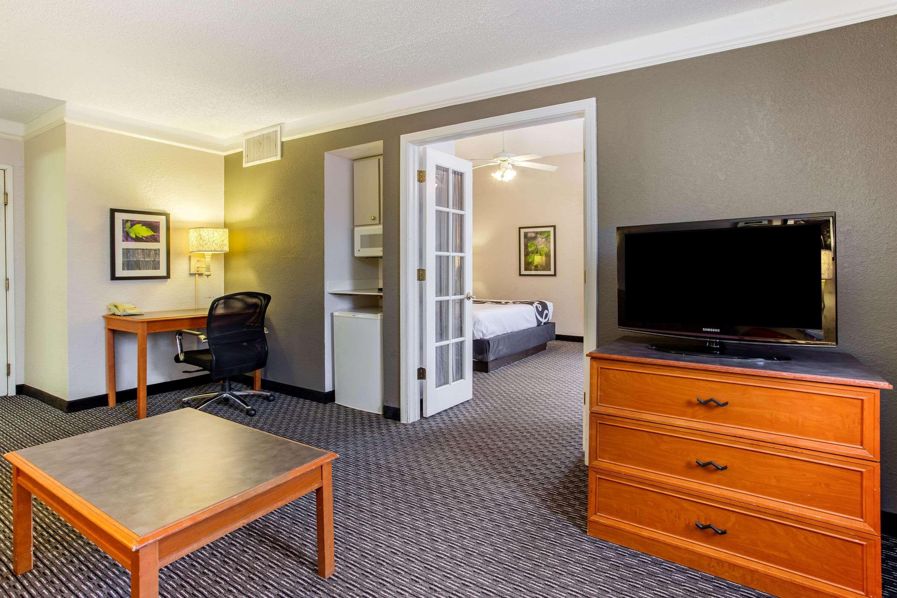La Quinta Inn By Wyndham Champaign Ngoại thất bức ảnh