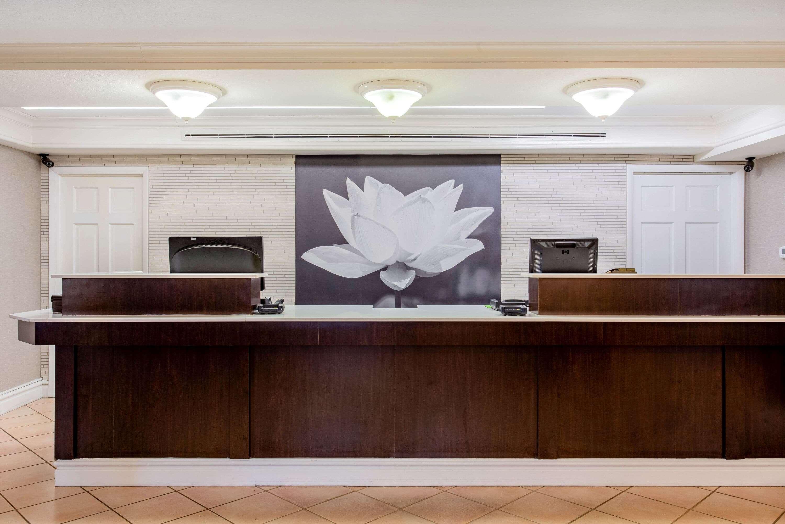 La Quinta Inn By Wyndham Champaign Ngoại thất bức ảnh