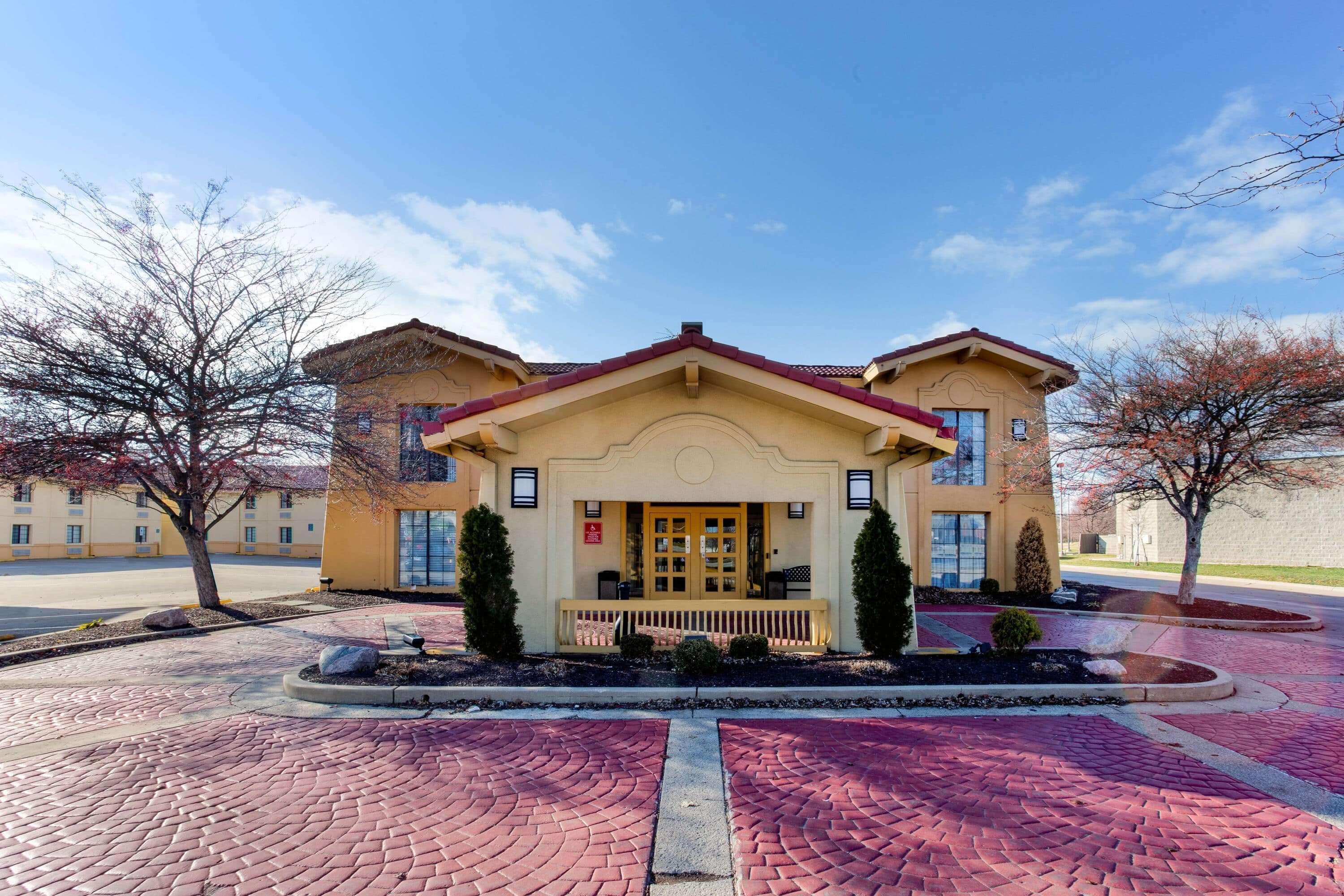 La Quinta Inn By Wyndham Champaign Ngoại thất bức ảnh